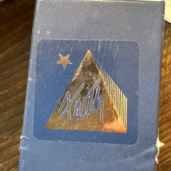 Vintage 1990s costume jewelry chandelier earrings - Picture 9 of 13